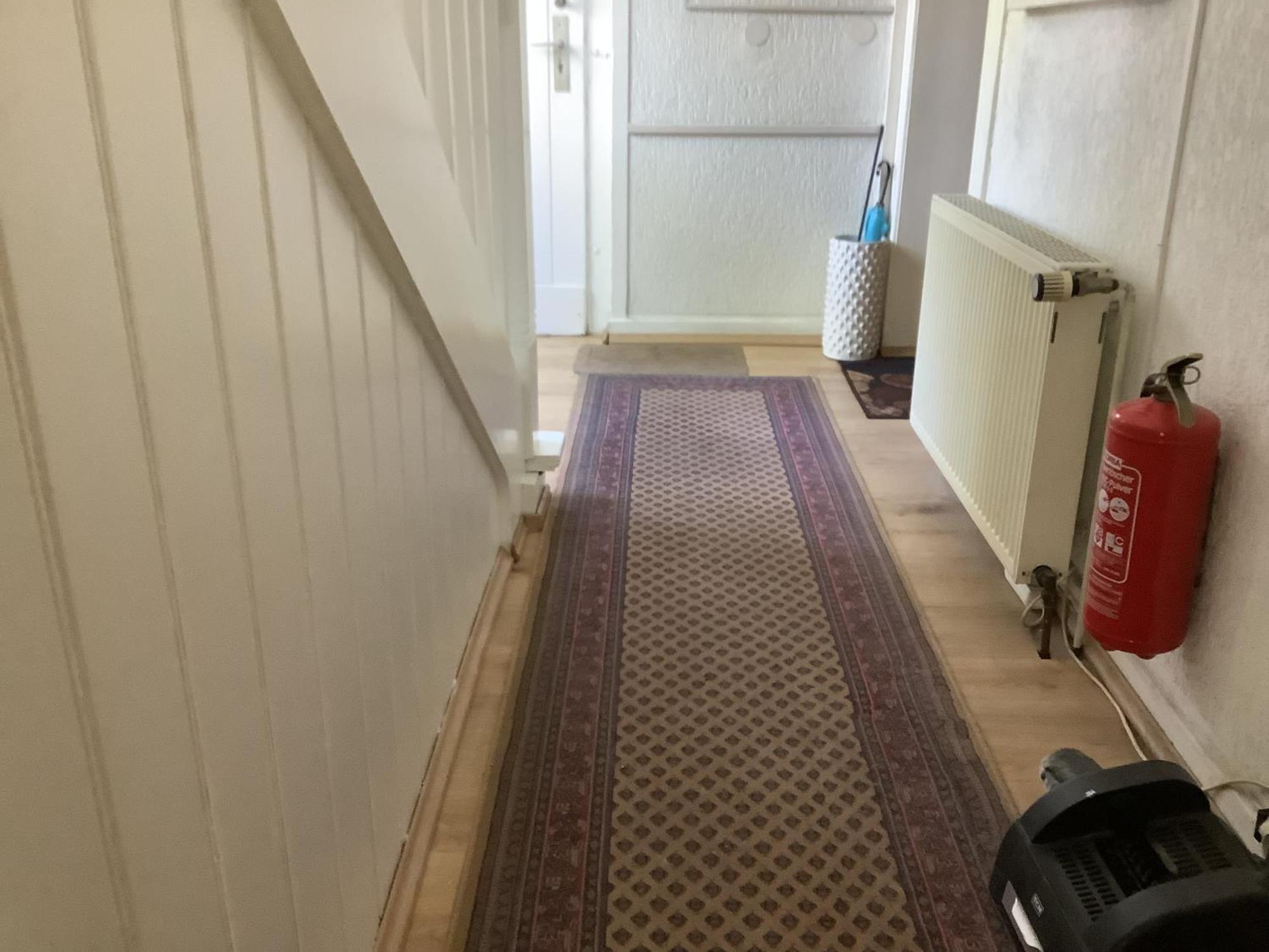 Schoenes Doppelbettzimmer Im Untergeschoss Inkl Parkplatz Nach Verfuegbarkeit Essen Bagian luar foto
